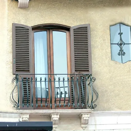 Casa Lungomare Villa Giardini Naxos Exterior photo